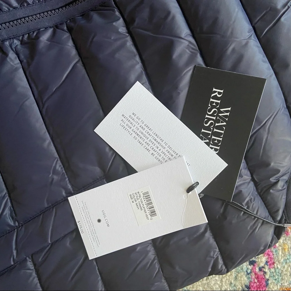 UGG Felton Puffer Vest - Picture 3 of 7